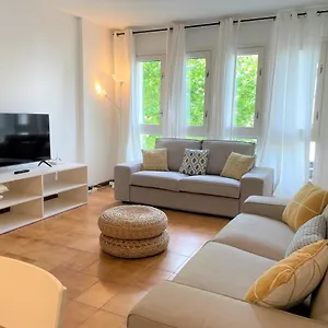https://serinyana-acogedor-y-cntrico-apartamento-con-amplia-terraza.topcostabravahotels.com